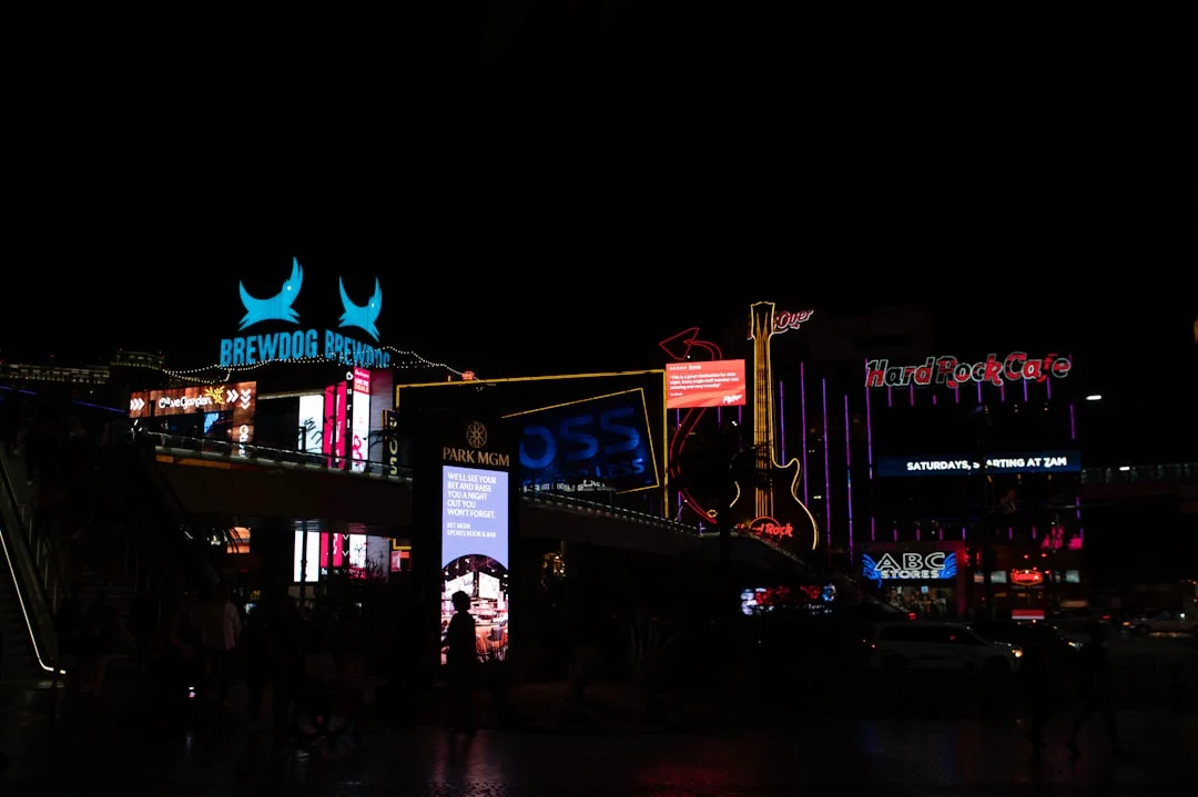 Las Vegas local atmosphere and culture