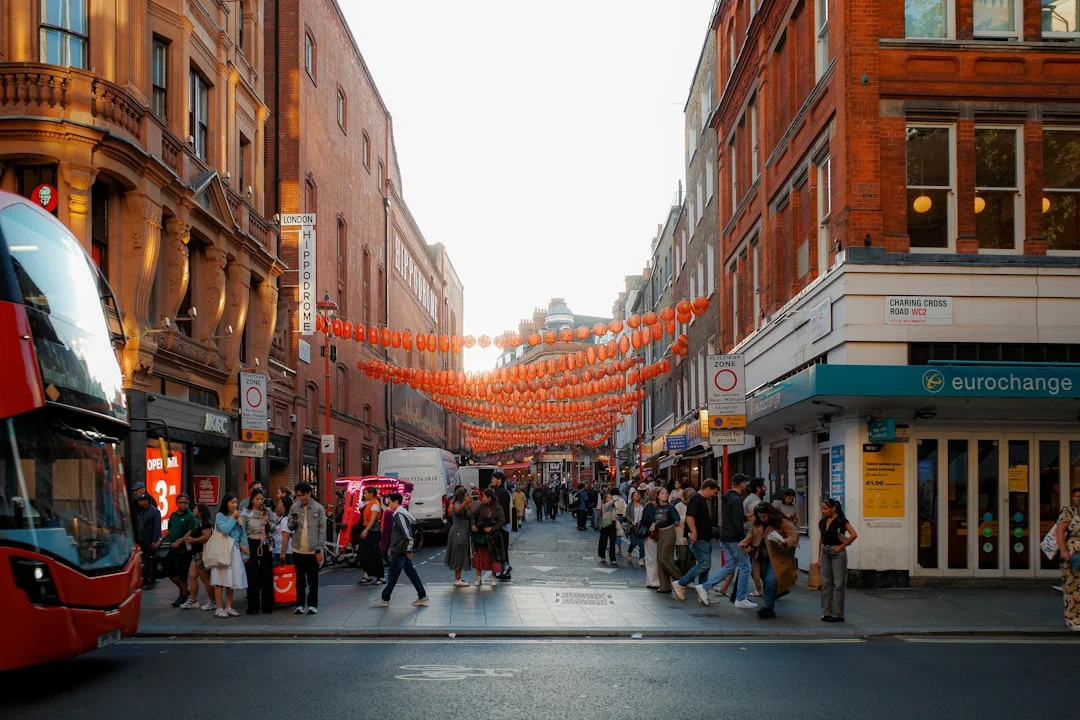 London local atmosphere and culture