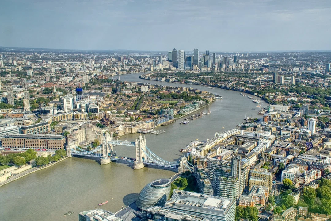 London scenic view and landmarks