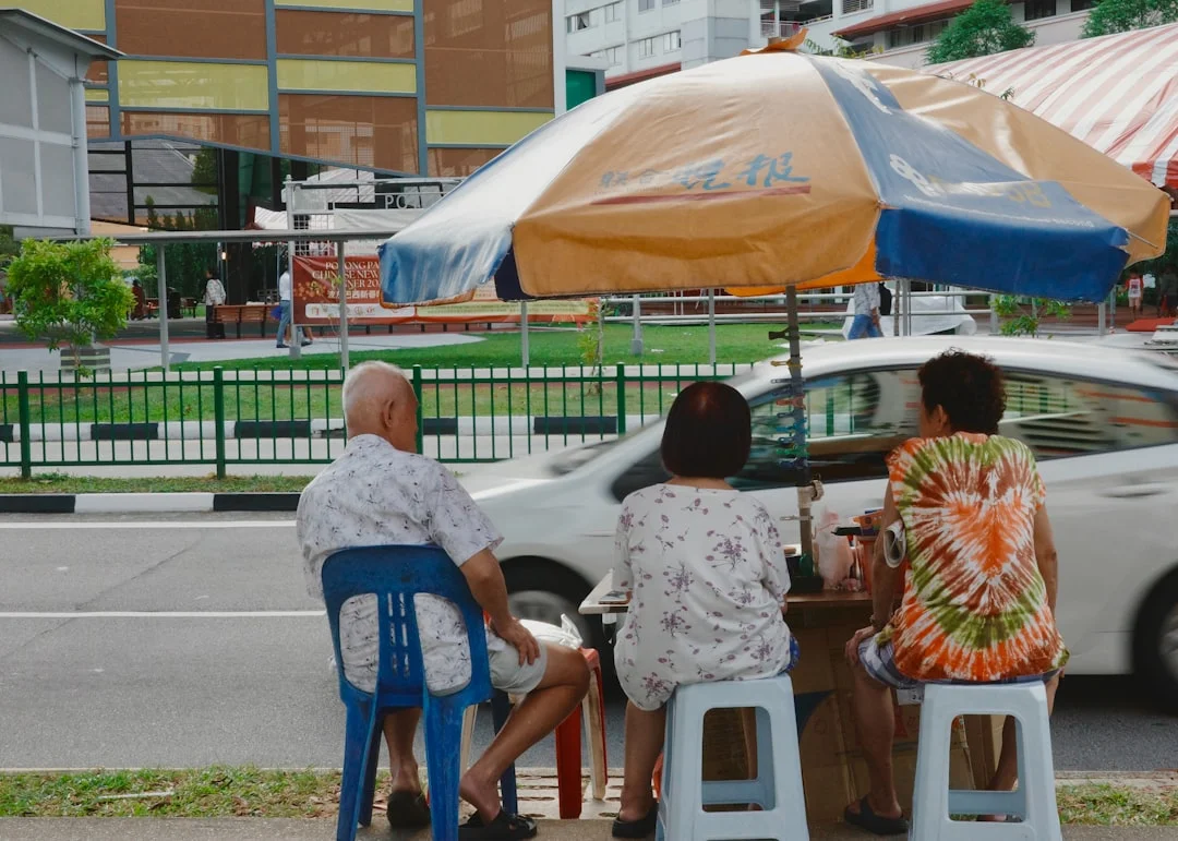 Singapore local atmosphere and culture