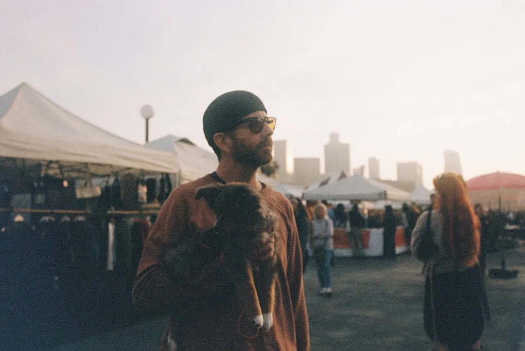 Los Angeles local atmosphere and culture