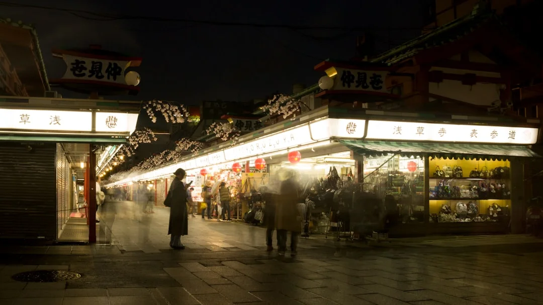 Tokyo local atmosphere and culture